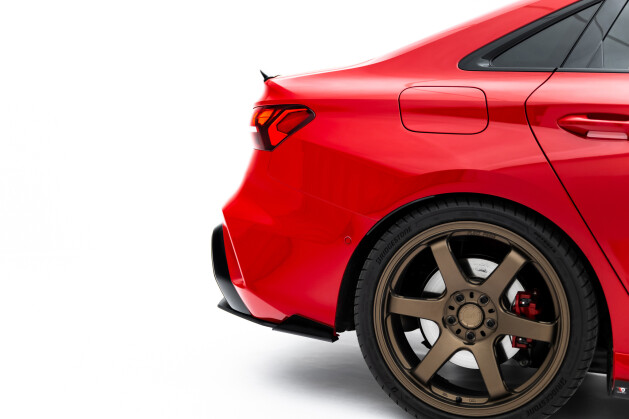 Street Pro Heckschürze + Flaps für Audi RS3 Limousine 8Y Facelift rot - schwarz + Flaps Hochglanz