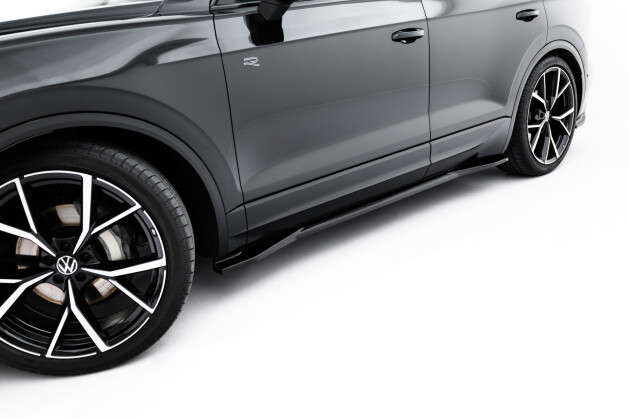 Seitenschweller Ansatz Cup Leisten für VW Touareg R-Line Mk3 Facelift schwarz Hochglanz