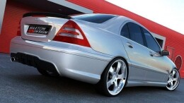 BODYKIT passend für Mercedes C W203 < AMG 204...