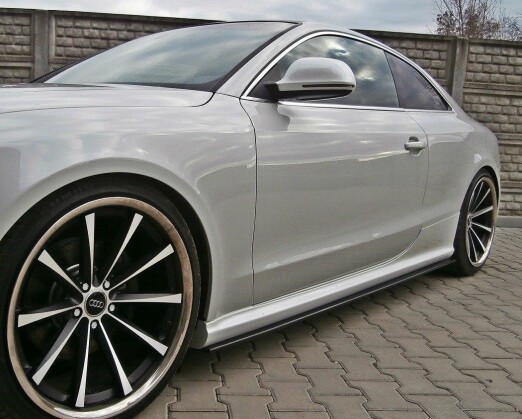 Seitenschweller Ansatz Cup Leisten passend für Audi RS5 8T / 8T FL schwarz Hochglanz