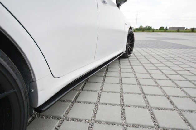 Seitenschweller Ansatz Cup Leisten passend für Lexus IS Mk2 schwarz Hochglanz