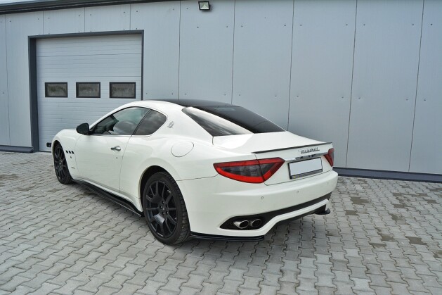Seitenschweller Ansatz Cup Leisten passend für MASERATI GRANTURISMO 2007-2011 Carbon Look