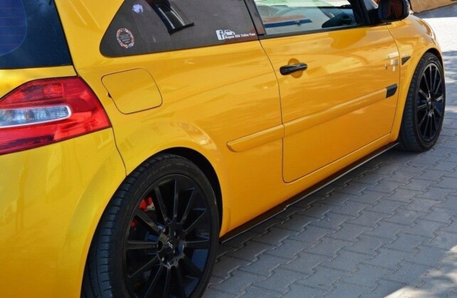 Seitenschweller Ansatz Cup Leisten passend für RENAULT MEGANE II RS schwarz Hochglanz