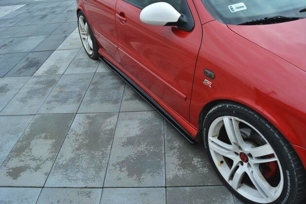 Seitenschweller Ansatz Cup Leisten passend für Seat Leon Mk1 Cupra schwarz Hochglanz