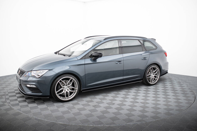 Seitenschweller Ansatz Cup Leisten V.1 passend für Seat Leon Mk3 Cupra/ FR Facelift schwarz Hochglanz