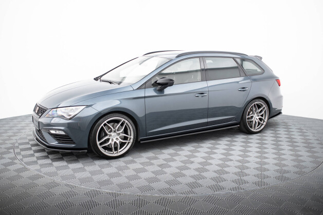 Seitenschweller Ansatz Cup Leisten V.2 passend für Seat Leon Mk3 Cupra/ FR Facelift schwarz Hochglanz