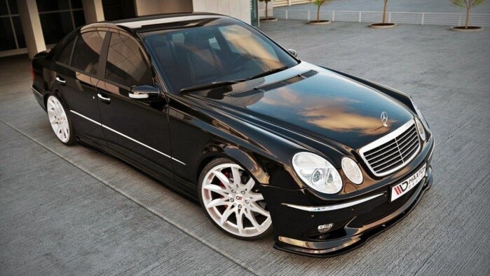 Cup Spoilerlippe Front Ansatz passend für MERCEDES E W211 AMG VORFACELIFT schwarz Hochglanz