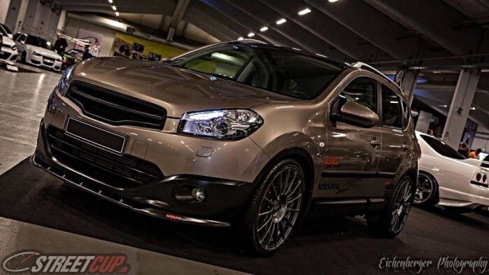 Cup Spoilerlippe Front Ansatz passend für NISSAN QASHQAI Facelift schwarz Hochglanz