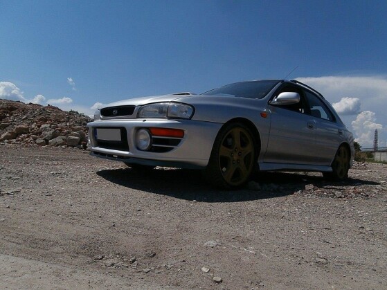 Cup Spoilerlippe Front Ansatz passend für Subaru Impreza GT schwarz Hochglanz