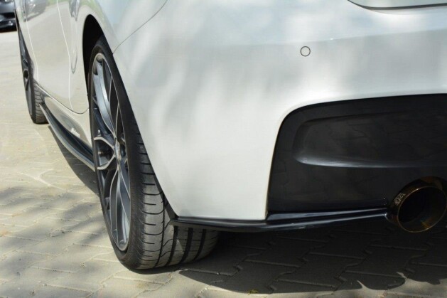 Heck Ansatz Flaps Diffusor passend für BMW 1er F20/F21 M-Power (vor Facelift) Carbon Look