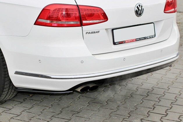 Heck Ansatz Flaps Diffusor passend für VW Passat B7 R-Line Variant Carbon Look