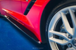 Seitenschweller Ansatz Cup Leisten für V.1 für Chevrolet Corvette Stingray C7 schwarz Hochglanz