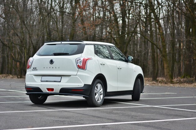Mittlerer Cup Diffusor Heck Ansatz passend für SSANGYONG TIVOLI schwarz Hochglanz