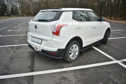 Mittlerer Cup Diffusor Heck Ansatz passend für SSANGYONG TIVOLI schwarz Hochglanz