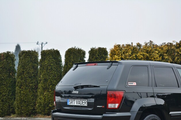 Heck Spoiler Aufsatz Abrisskante passend für JEEP GRAND CHEROKEE WK STR8 schwarz Hochglanz