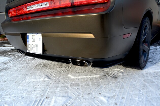 Heck Ansatz Flaps Diffusor passend für DODGE CHALLENGER MK3. PHASE-I SRT8 COUPE schwarz Hochglanz