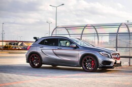 Cup Spoilerlippe Front Ansatz für Mercedes GLA 45 AMG schwarz Hochglanz