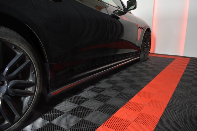 Seitenschweller Ansatz Cup Leisten passend für MASERATI QUATTROPORTE MK.6 vor Facelift Carbon Look