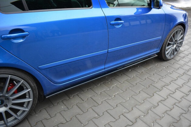 Seitenschweller Ansatz Cup Leisten passend für Skoda Octavia RS Mk2 / Mk2 FL schwarz Hochglanz