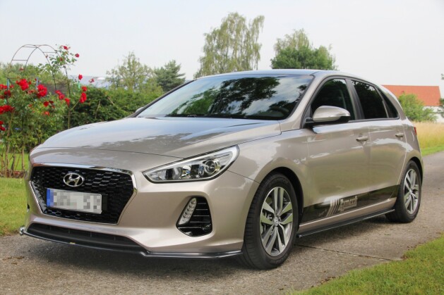 Seitenschweller Ansatz Cup Leisten passend für HYUNDAI I30 MK3 HATCHBACK schwarz Hochglanz