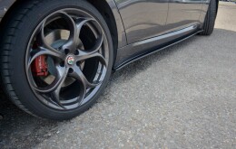 Seitenschweller Ansatz Cup Leisten passend für ALFA ROMEO GIULIA VELOCE schwarz Hochglanz